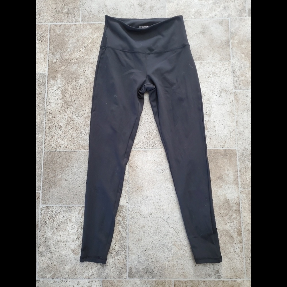 Marika Black Leggings